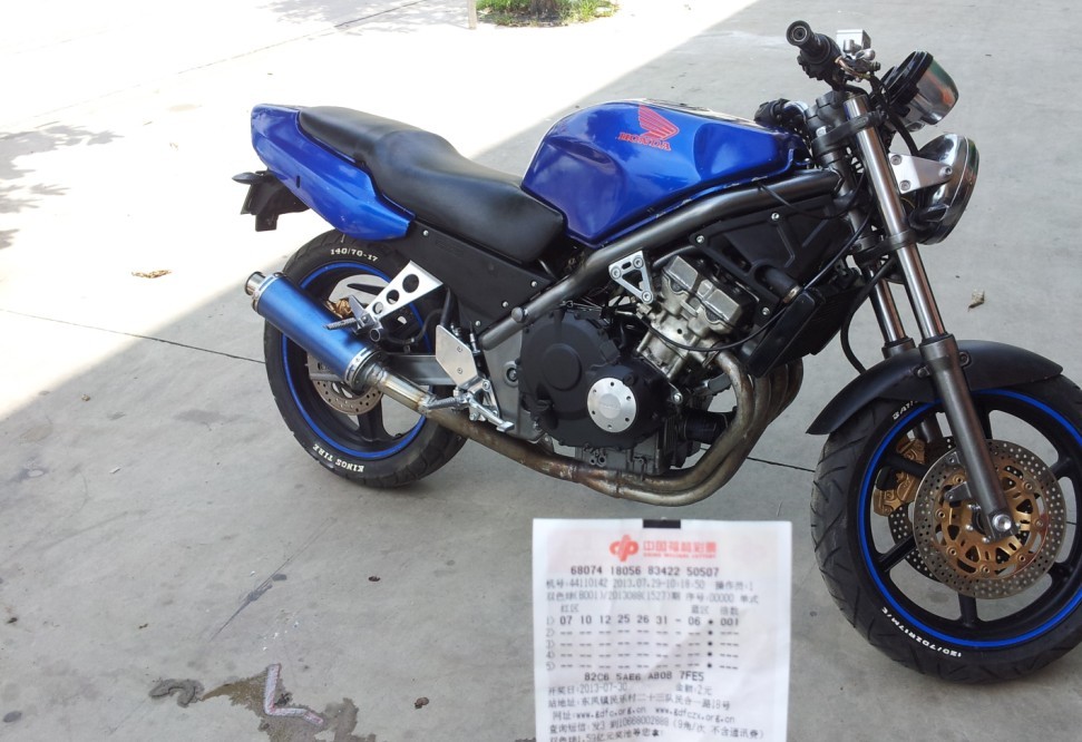 QQ图片20130730151212.jpg