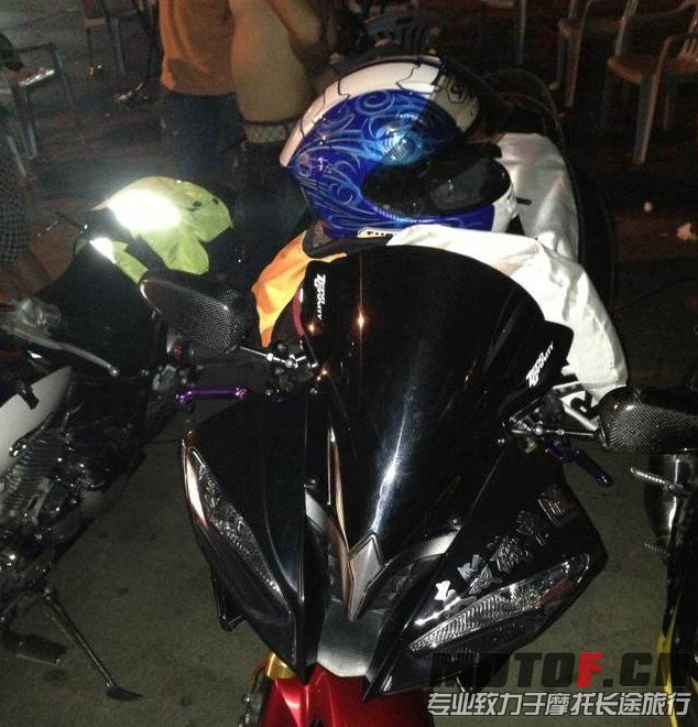R6