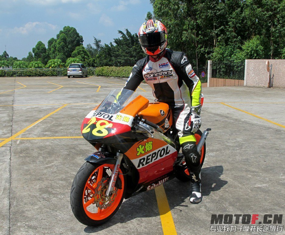 QQ图片20130802001455.jpg
