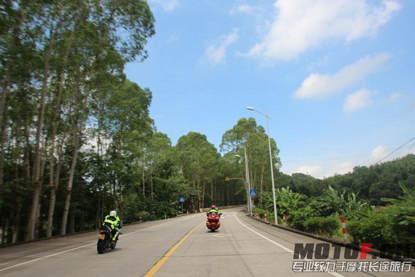 QQ图片20130803222350.jpg