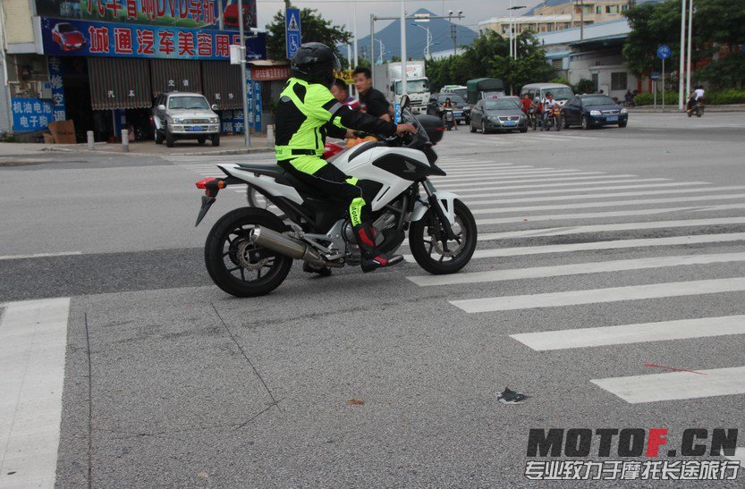 QQ图片20130803223155.jpg