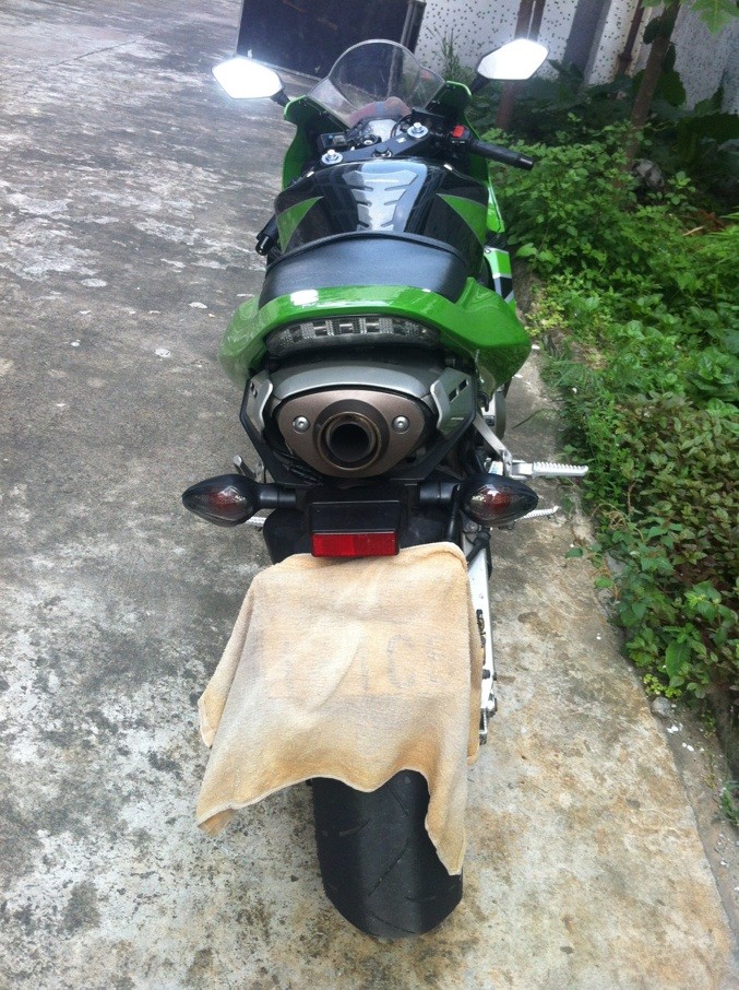 后.jpg