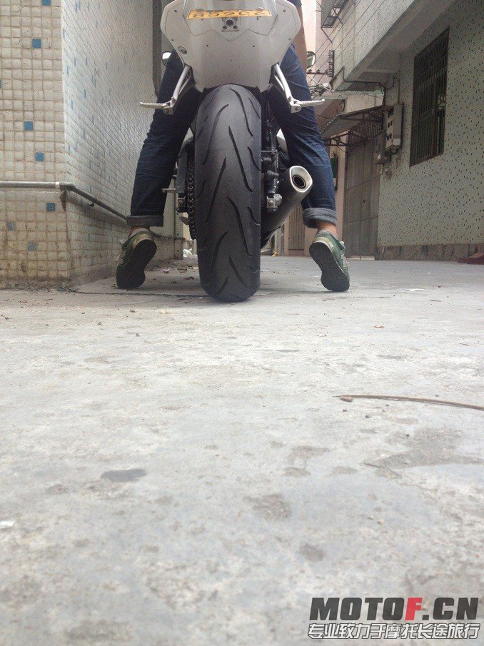 QQ图片20130807203340.jpg