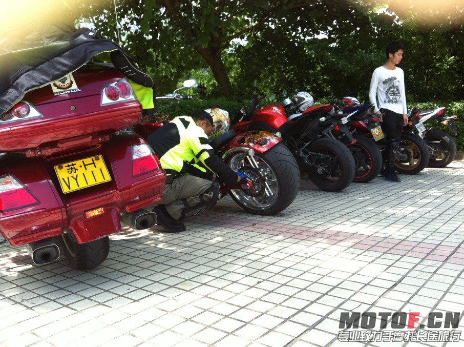 QQ图片20130808113716.jpg