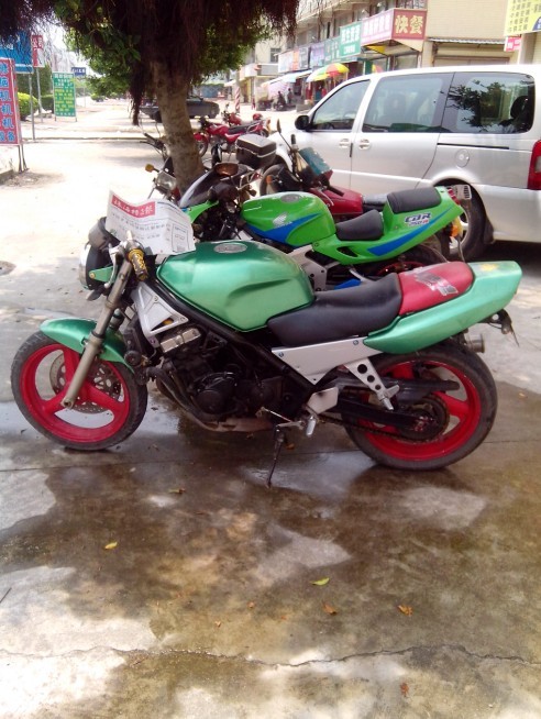 QQ图片20130810130012.jpg