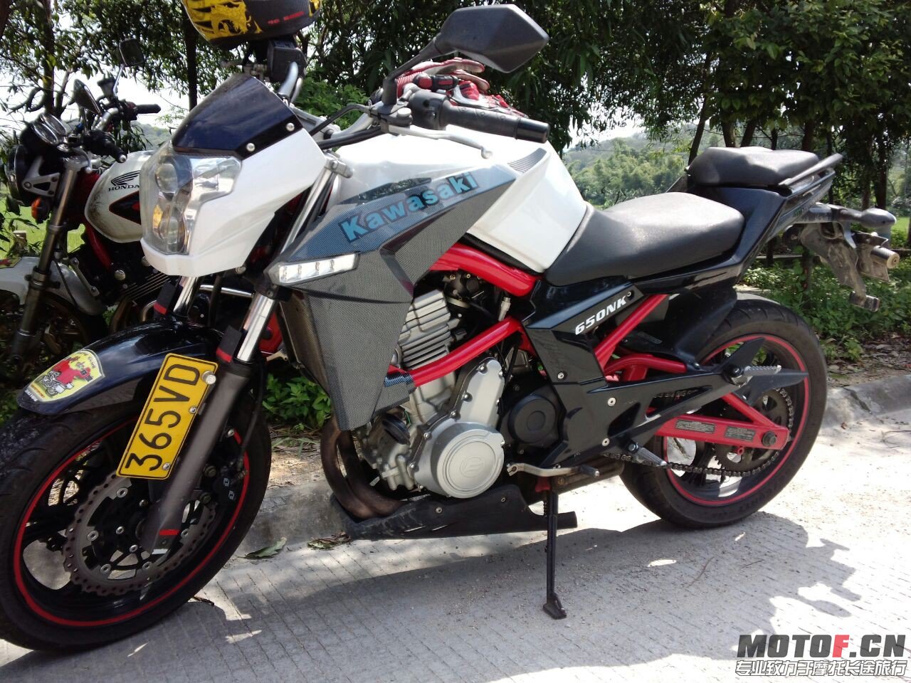 QQ图片20130813101558.jpg