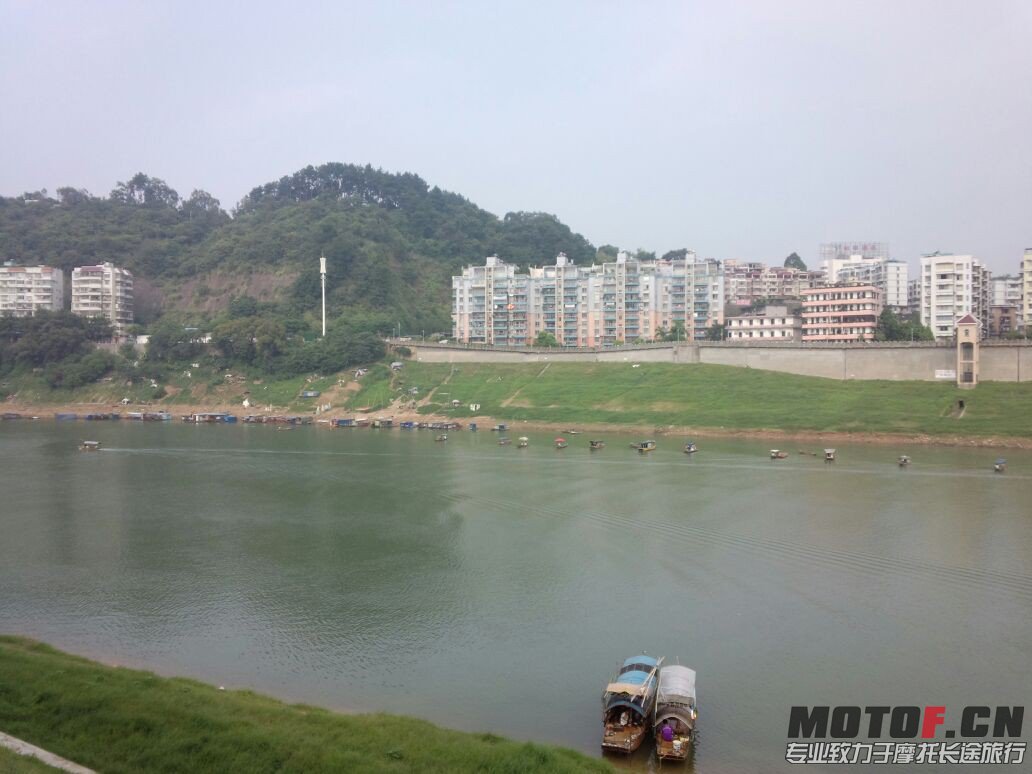 QQ图片20130813101632.jpg