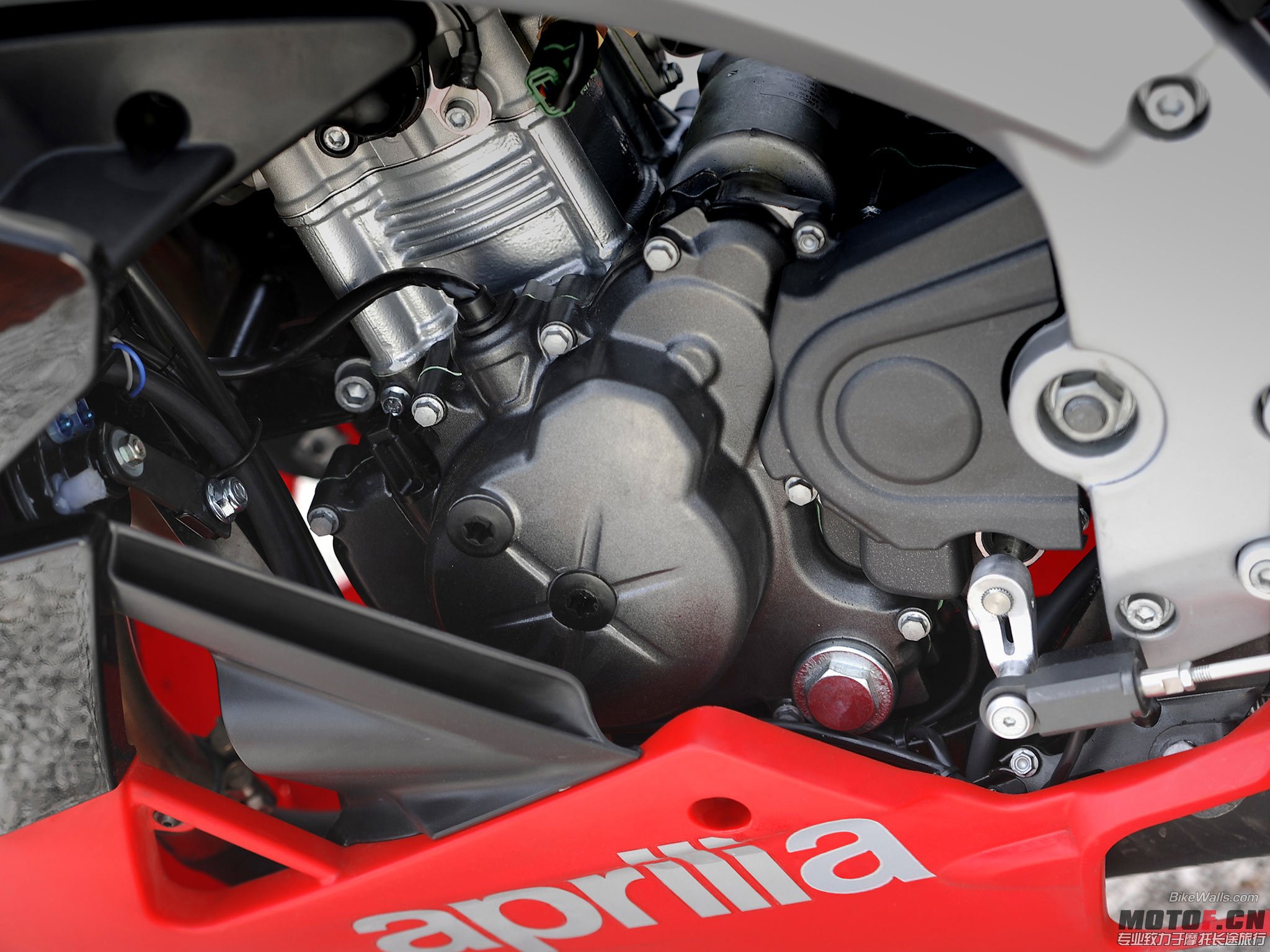 Aprilia_RS4_125_2011_44_1024x768.jpg