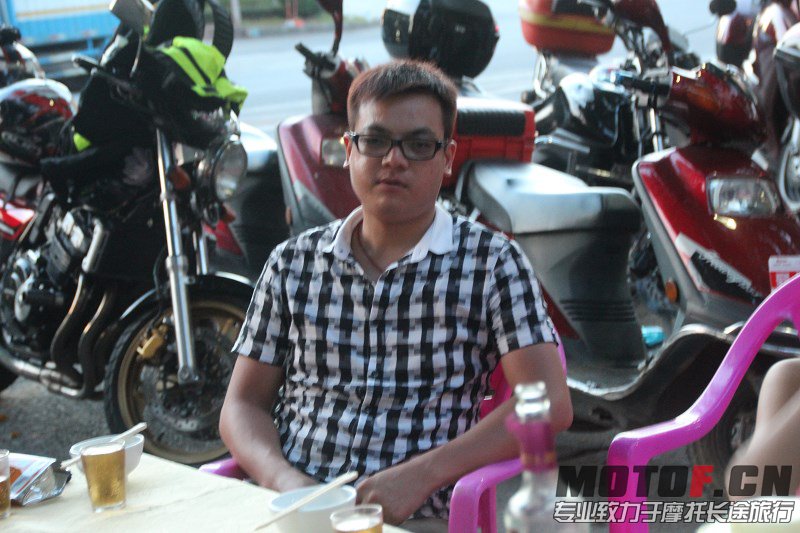 psbCA8D2MT8.jpg