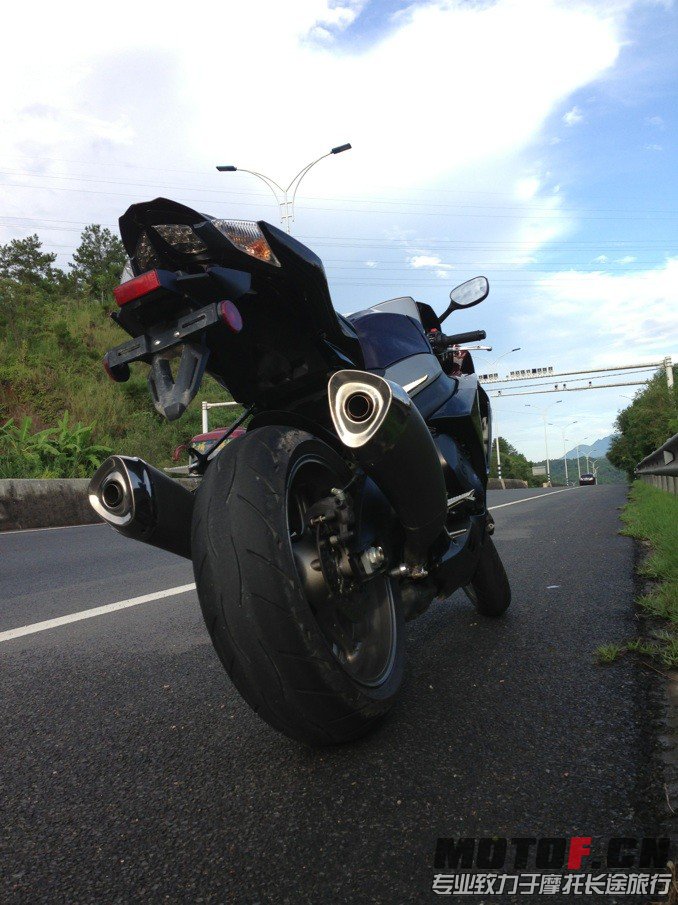 QQ图片20130819140417.jpg