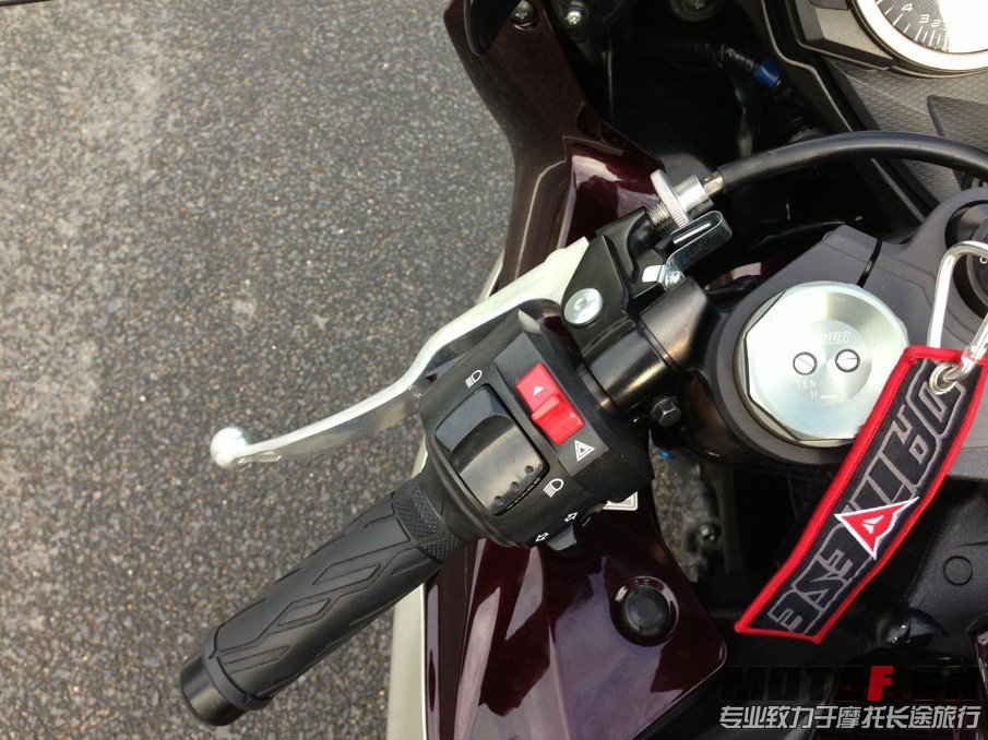 QQ图片20130819140631.jpg