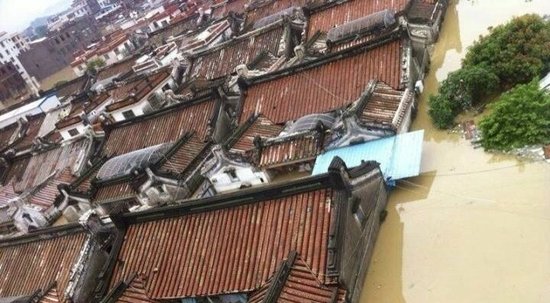 古老的家乡，一切都在“汪洋”