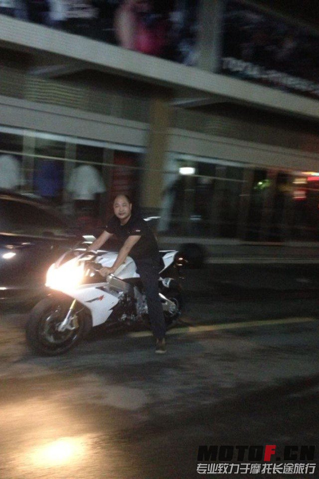 QQ图片20130826120925.jpg