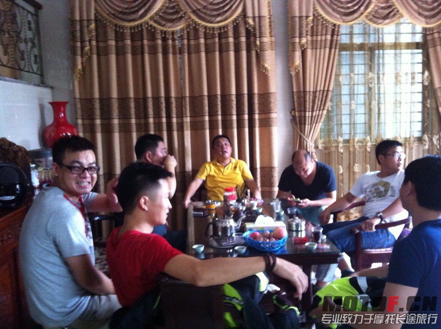 QQ图片20130826121027.jpg