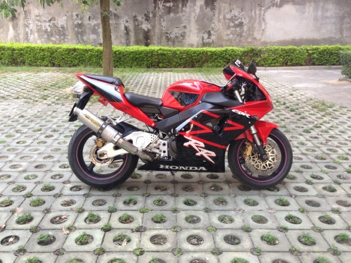 cbr954 4.jpg