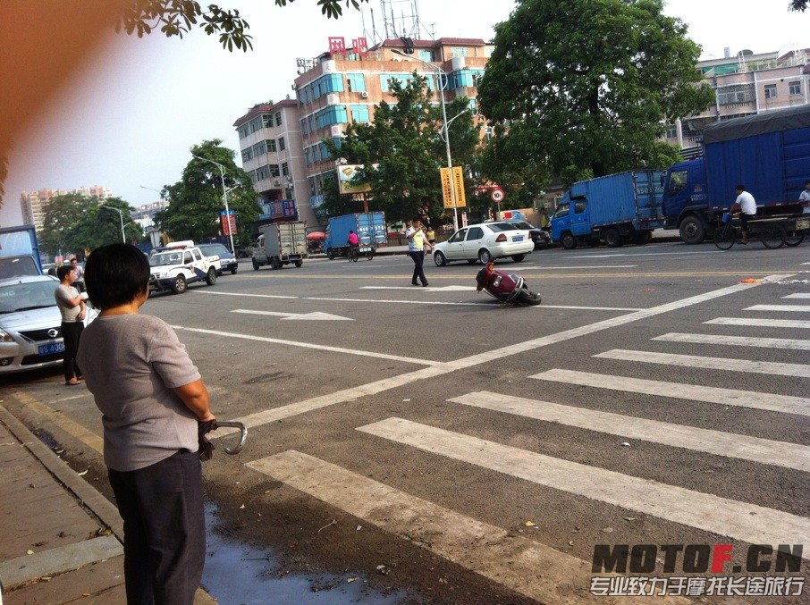 QQ图片20130829004339.jpg