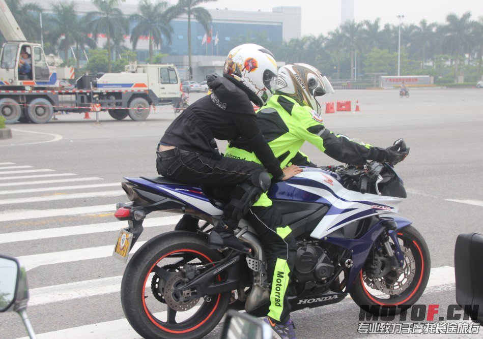 QQ图片20130903122435.jpg
