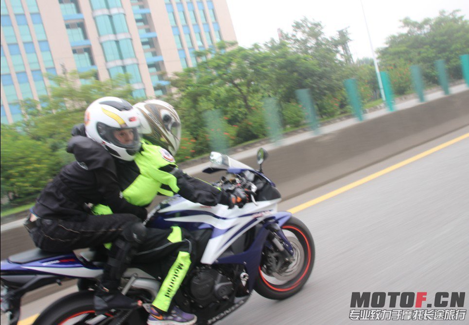QQ图片20130903122530.jpg