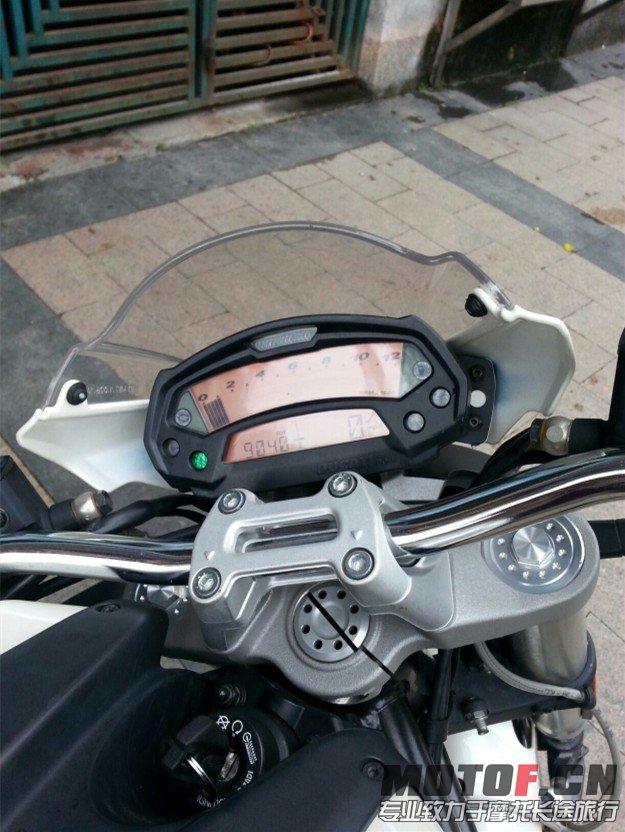 QQ图片20130903143821.jpg