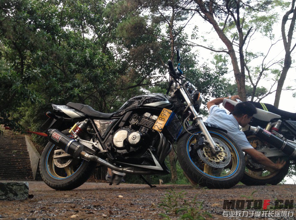 QQ截图20130909202043.jpg