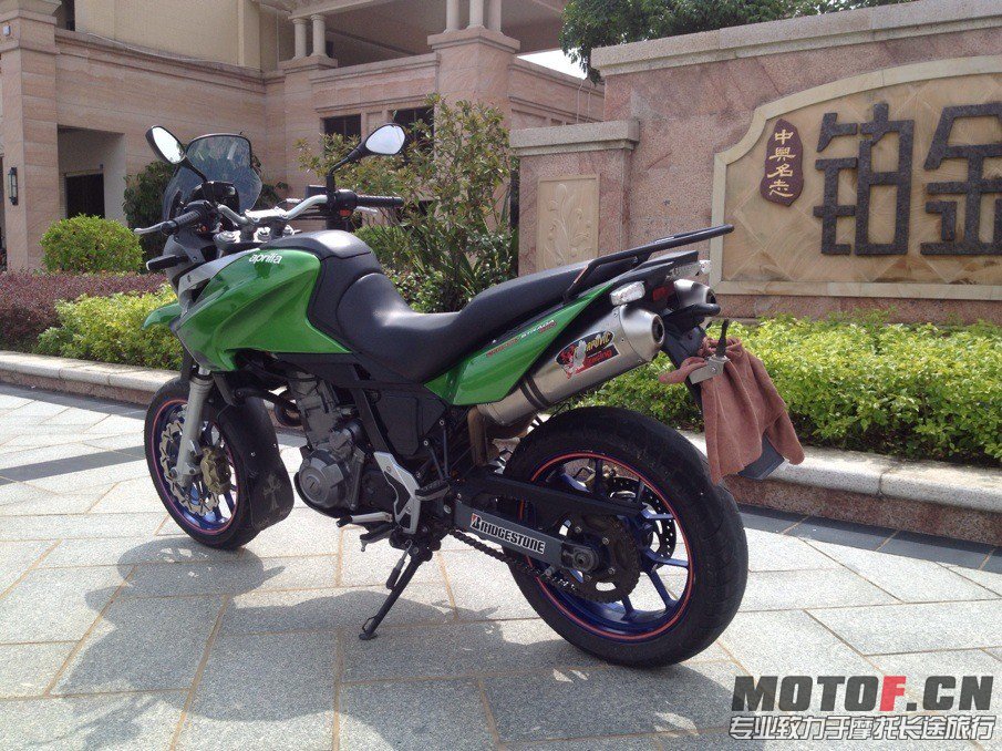 QQ图片20130818173913.jpg