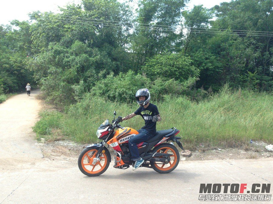QQ图片20130911161216.jpg