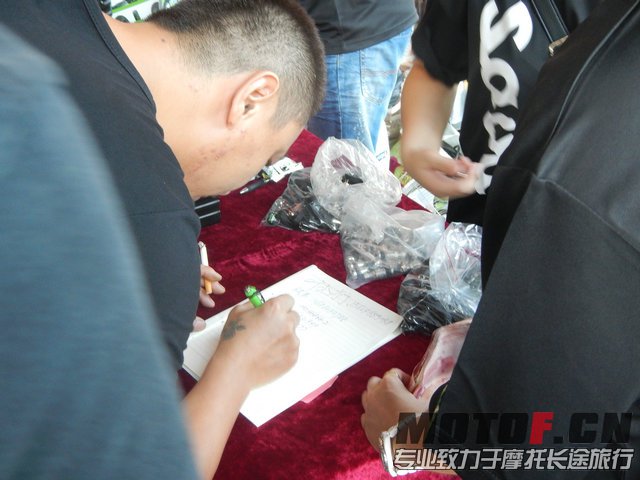 照片 650.jpg