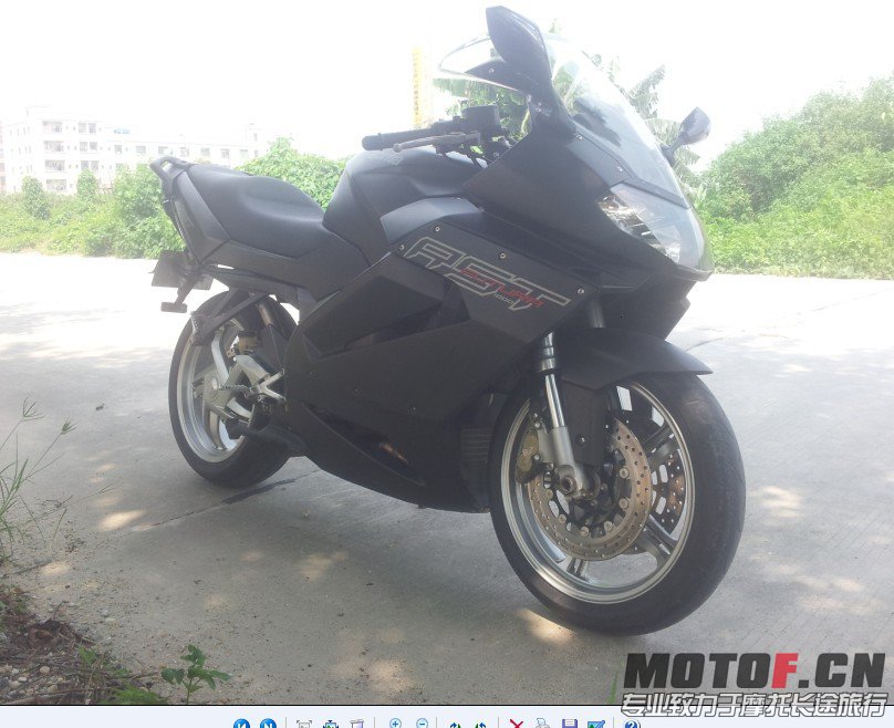 QQ图片20130916194115.jpg