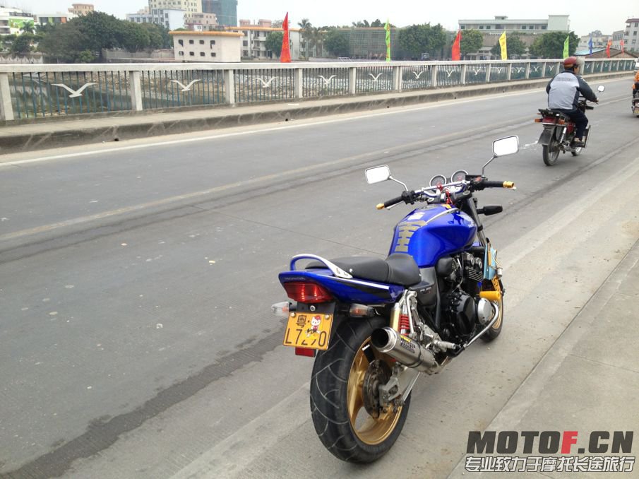 XGO57YENIPIQ8JT$$]}JBCQ.jpg