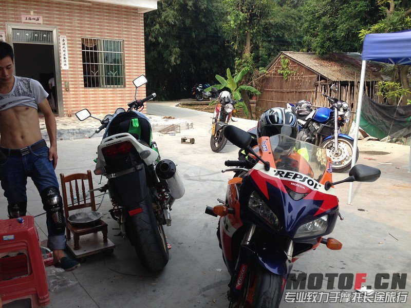 QQ图片20130921095911.jpg