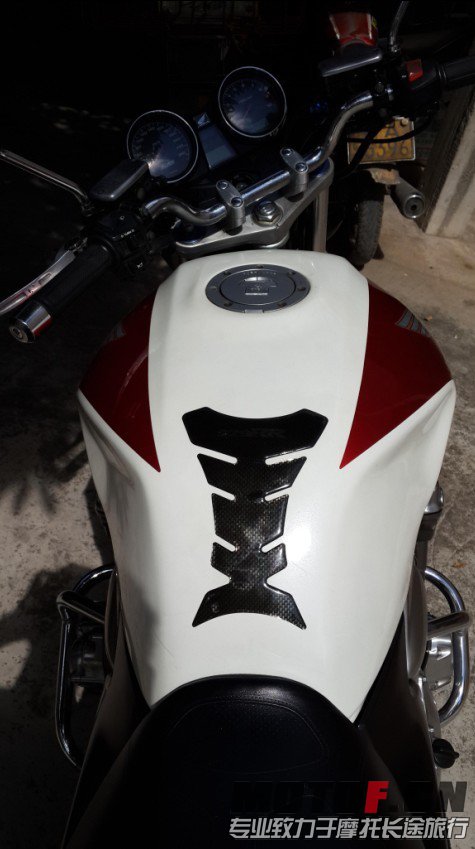 QQ图片20130921100033.jpg