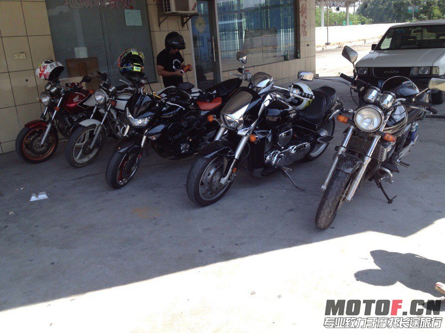 QQ图片20130921225836.jpg