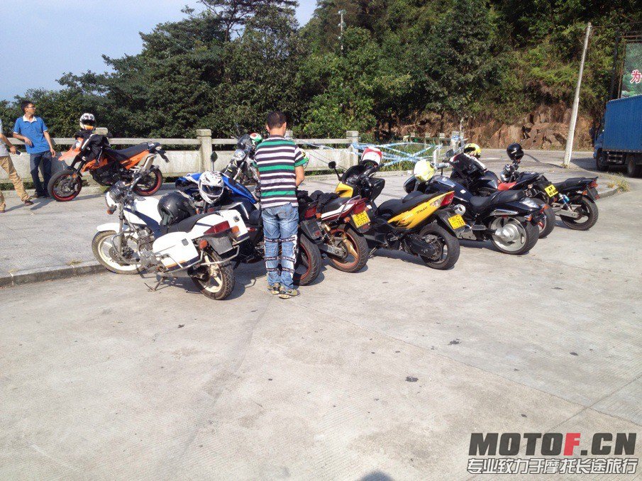 QQ图片20130921225903.jpg