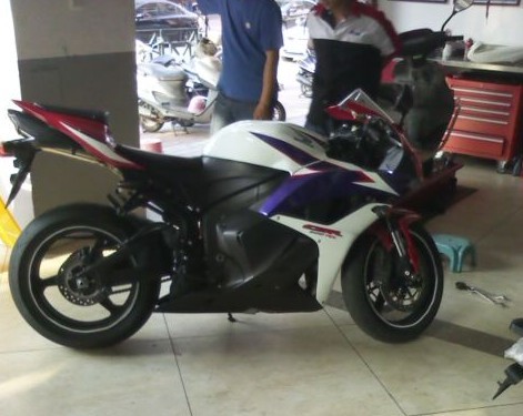 QQ图片20130927231622.jpg