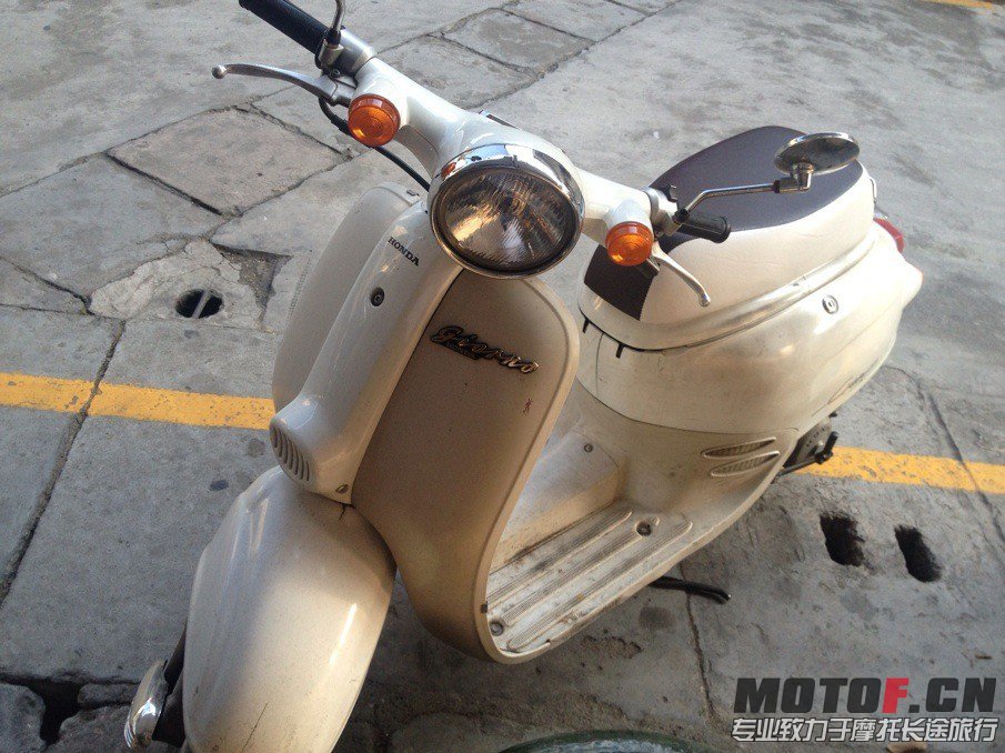 QQ图片20131003190429.jpg
