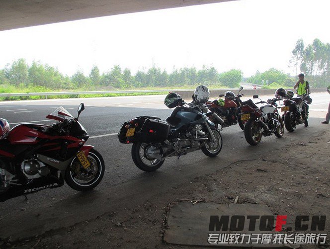 QQ截图20131003202612.jpg