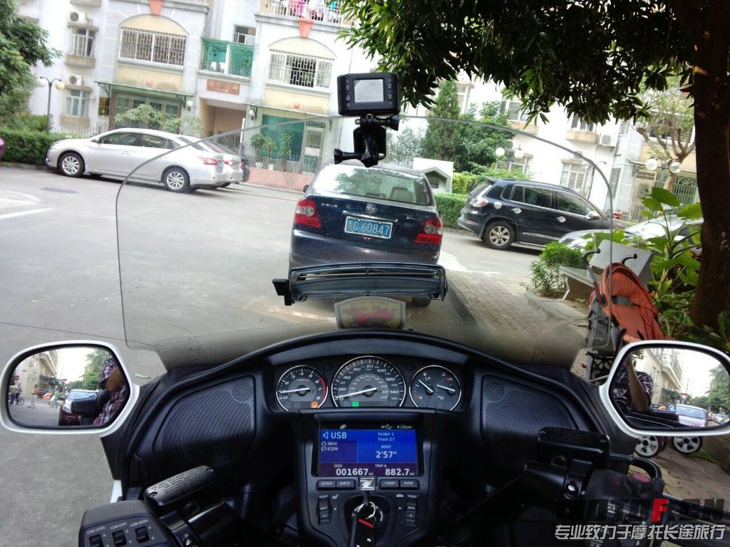 QQ图片20131004080444.jpg