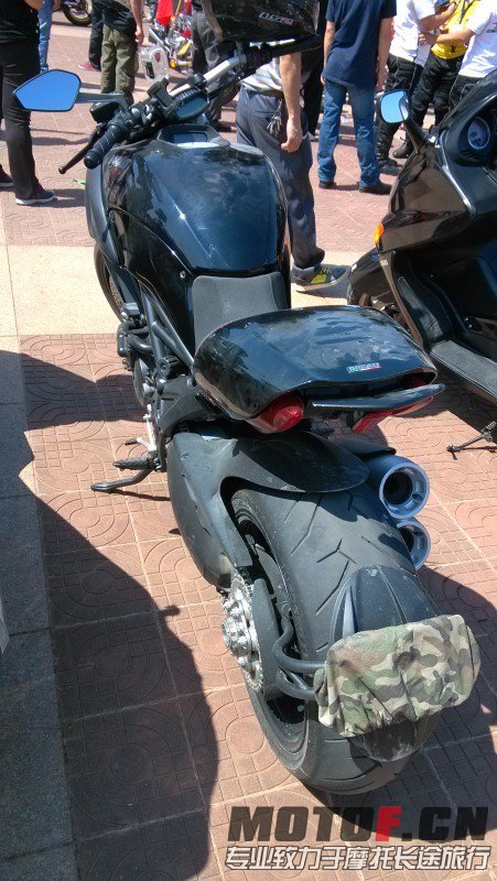 QQ图片20131006174030.jpg