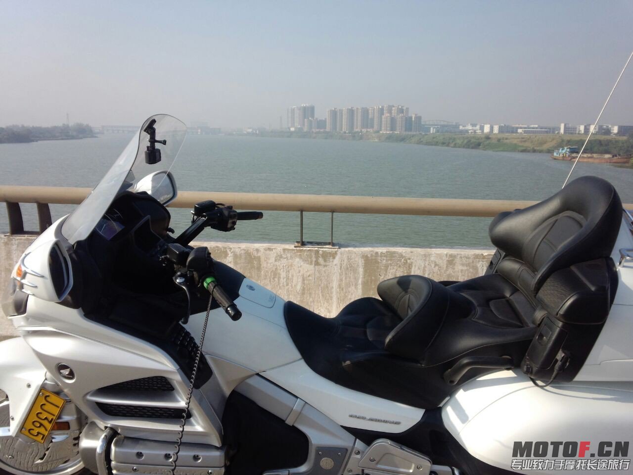 QQ图片20131006135003.jpg