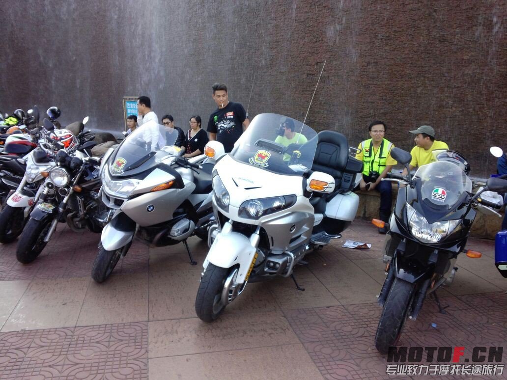 QQ图片20131006135124.jpg