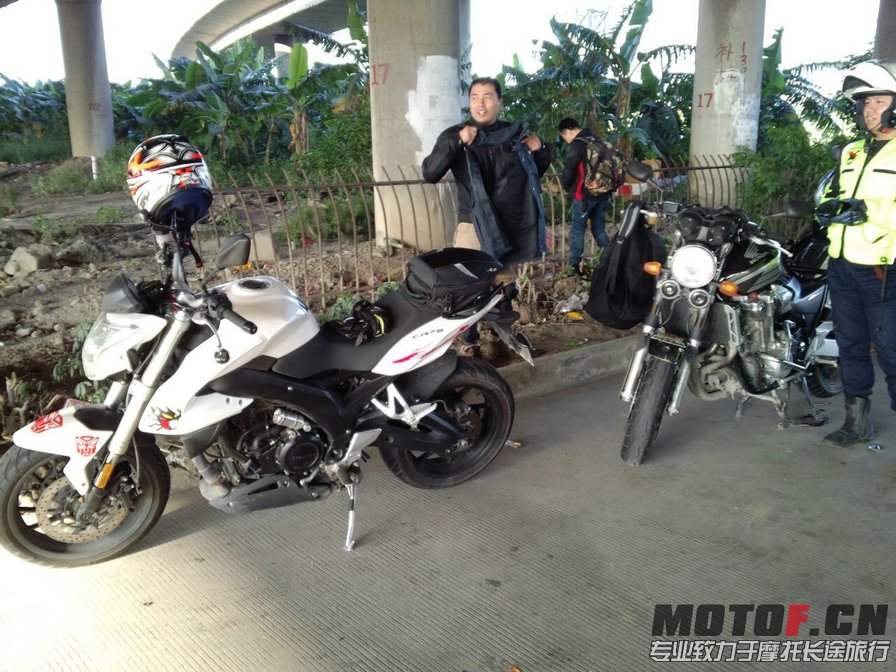QQ图片20131006135351.jpg