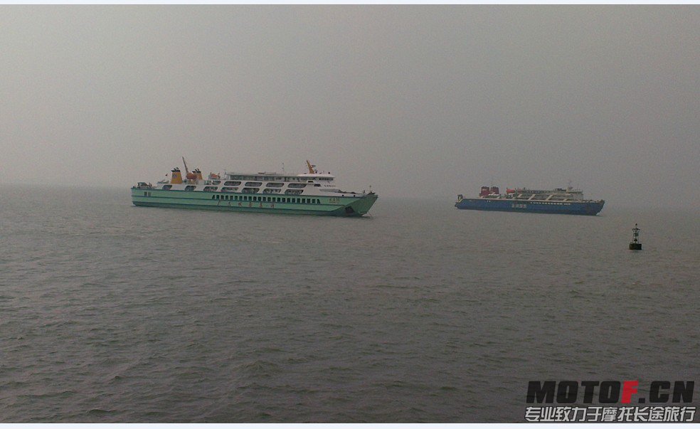 下午六点半海安港过海
