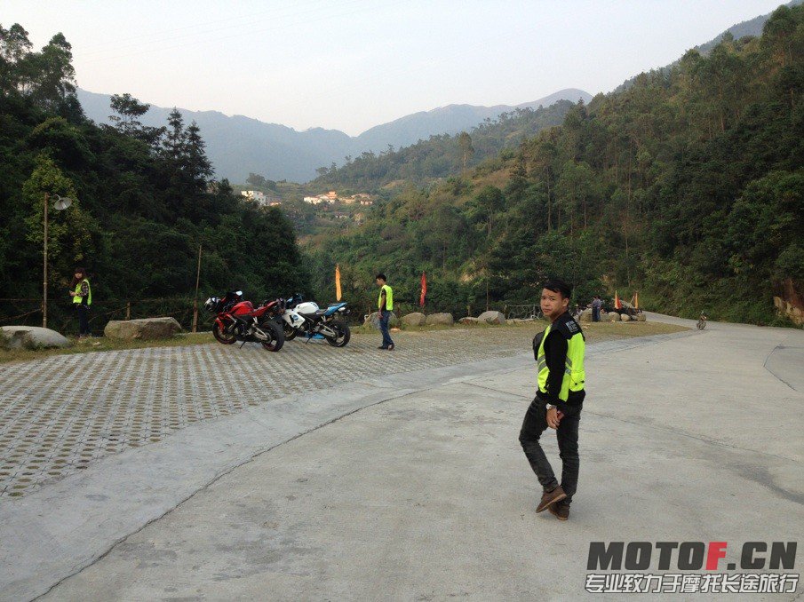 QQ图片20131008131819.jpg
