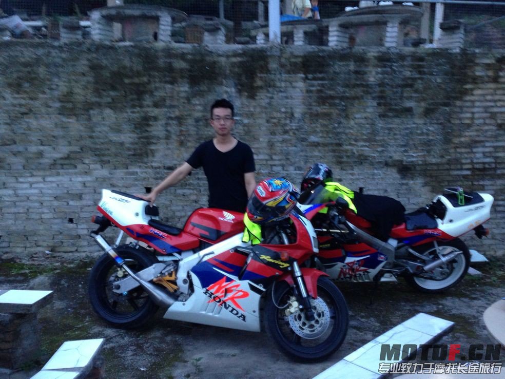 QQ图片20131006234743.jpg