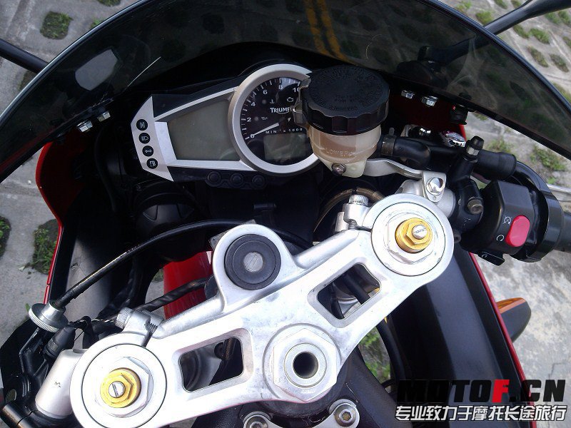163828z48isii8tv4yaab6.jpg