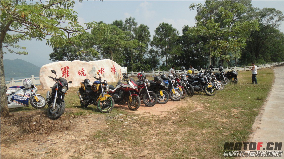 QQ截图20131012214337.jpg