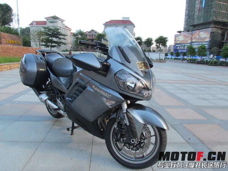 201538ph9dq2fq2e4h2zd4.jpg