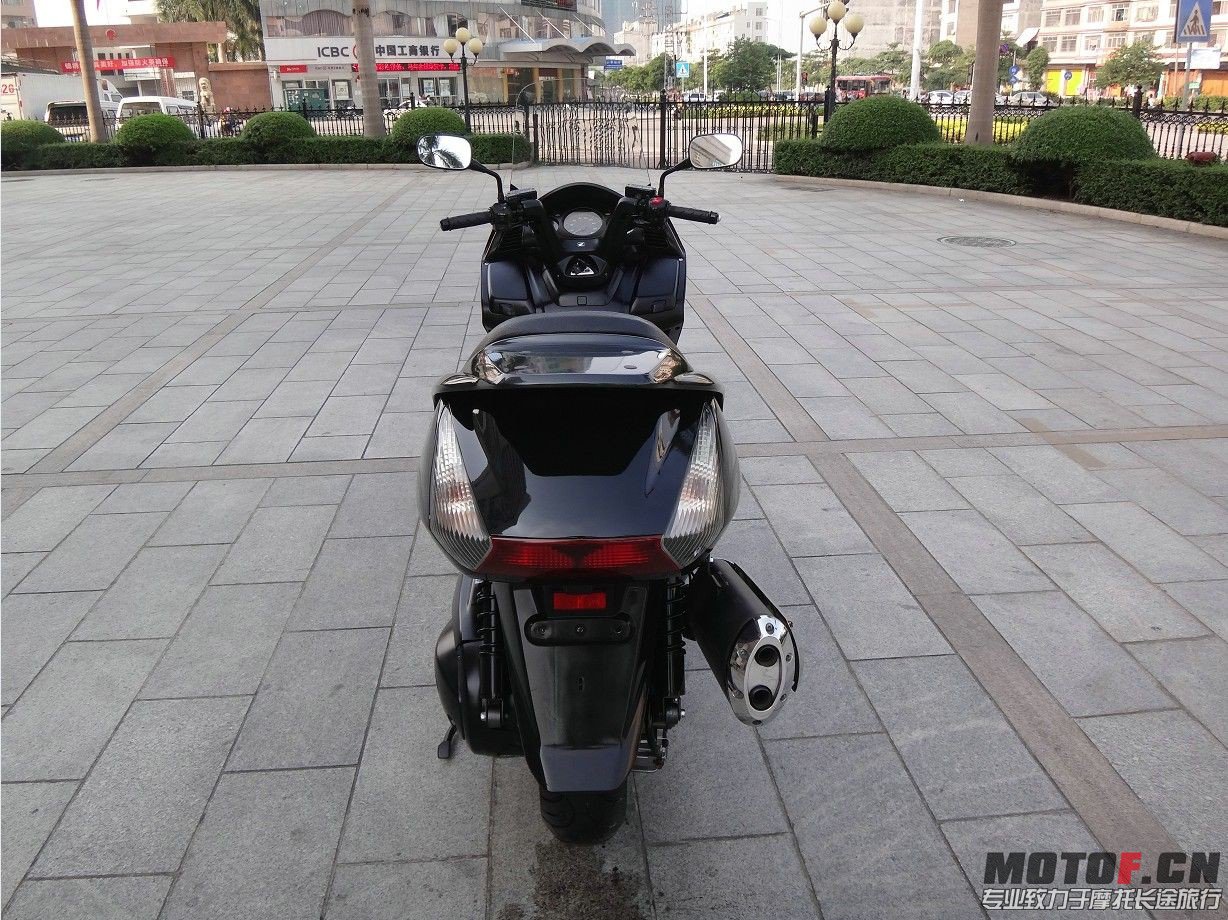 QQ图片20131014011721.jpg