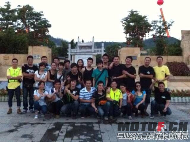 QQ图片20131015180116.jpg