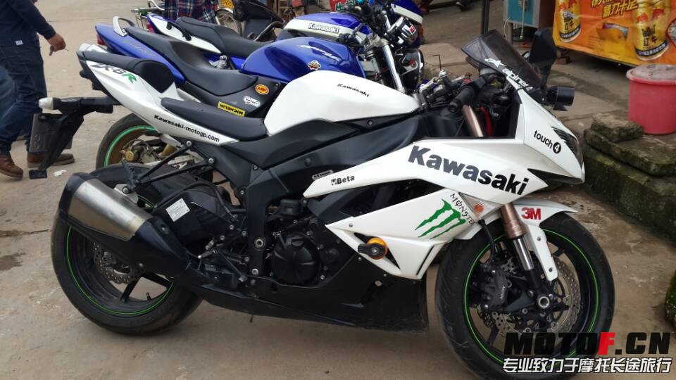 r6.jpg